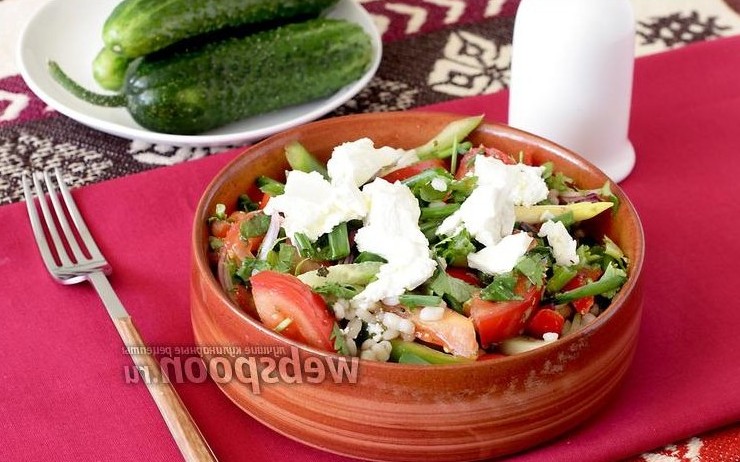 Греческий салат с мятой, рецепт с фото